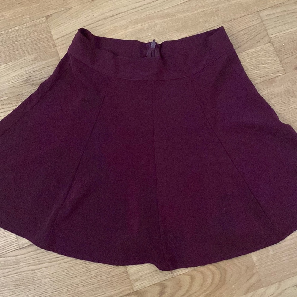 Maroon brandy Melville skater skirt
